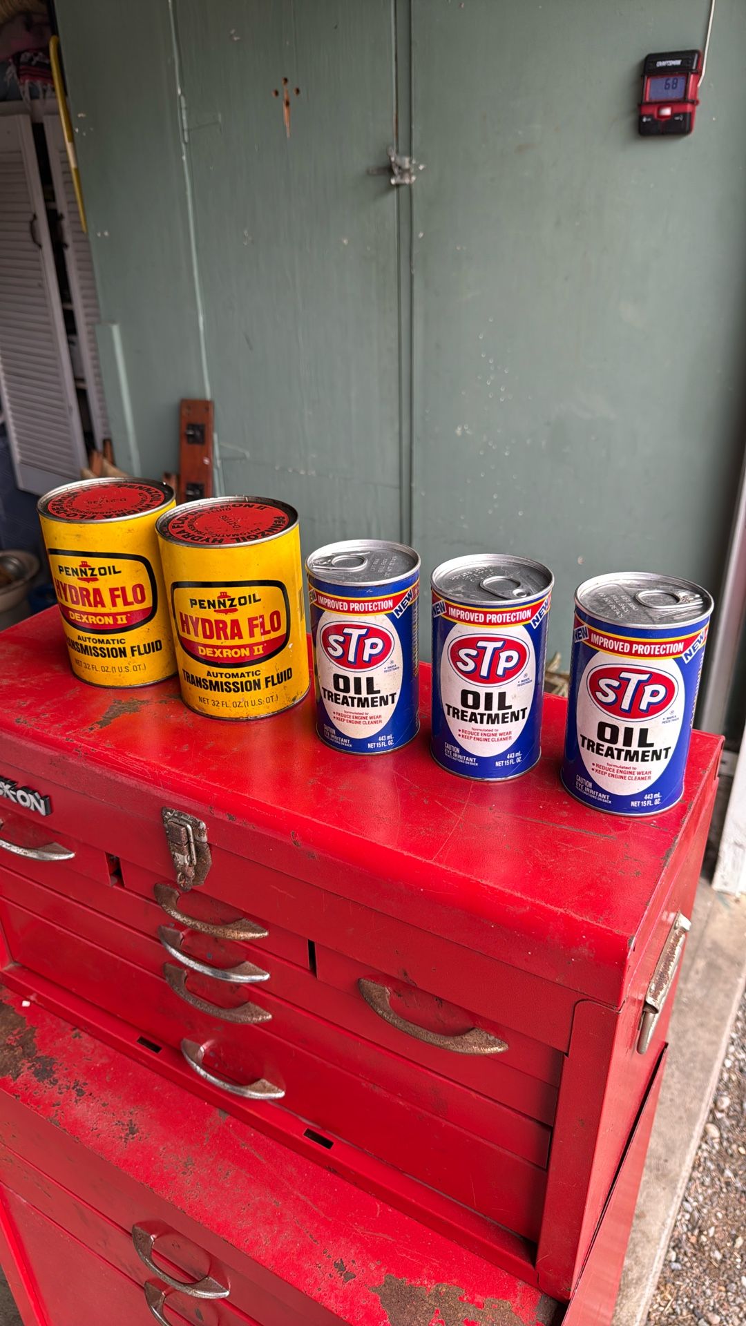 1985 STP OIL CANS (15) 2 PENNZOIL HYDA FLO