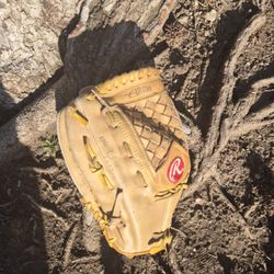 RAWLINGS "LEFTHANDED,," THROWER BASEBALL GLOVE. "FIRM PRICE" LOCATED IN GLENDORA