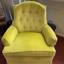 Neon Yellow Chair Broyhill for Sale in Sun City AZ OfferUp
