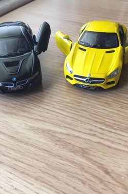Mini  Mercedes & BMW . Collectables 