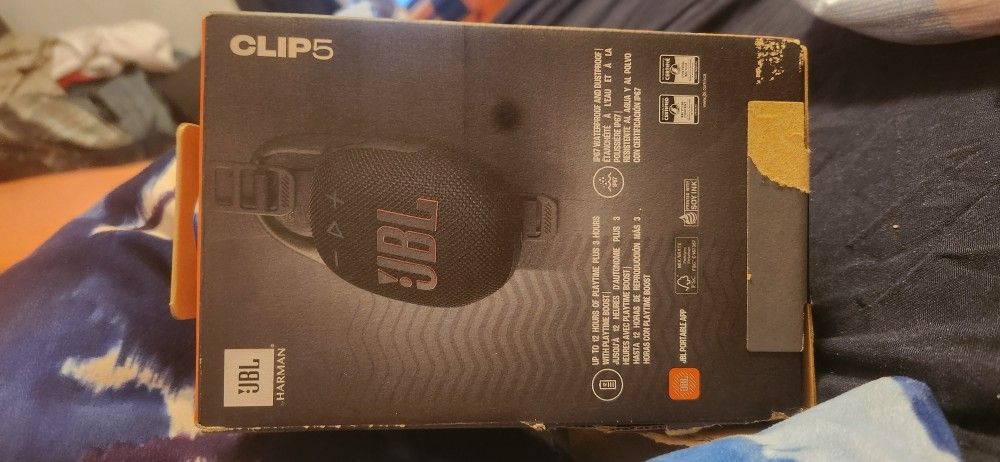 JBL clip 5