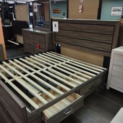 Four Piece Eastern King Bedroom Set King Bed Frame Dresser Mirror And Night Stand Box Spring Not Required