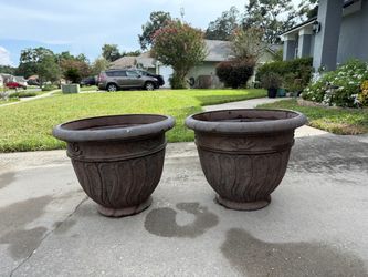 Pair of Large Decorative Outdoor Planters