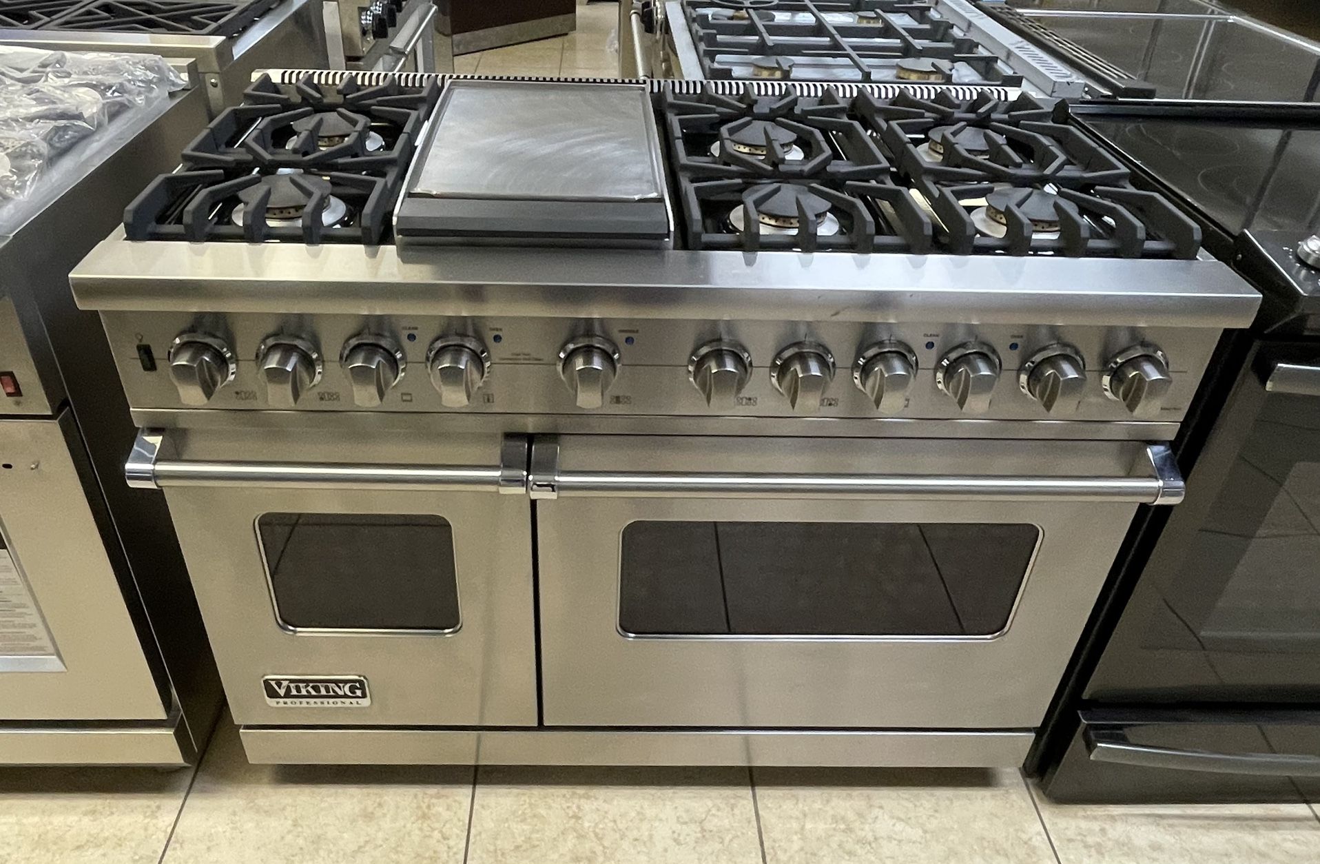 Viking 48” Dual Fuel Stainless Steel 