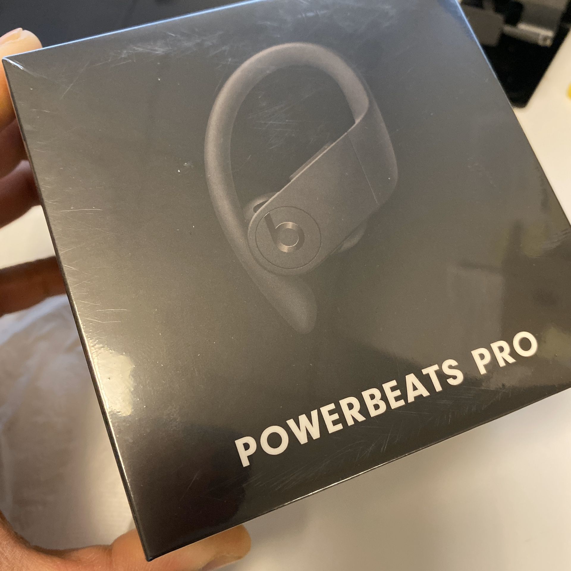 Apple Beats Powerbeats Pro