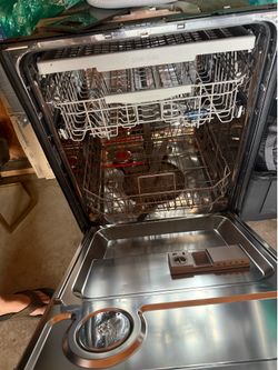 Samsung 24” Built-In Dishwasher – Stainless Steel, Ultra Quiet (46 dB)