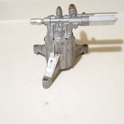 2900 psi pressure washer pump will fit any machine with 2900 psi pressure washer machine in excellent condition like new 