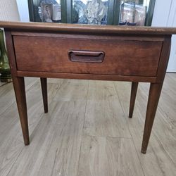 Side Table Vintage
