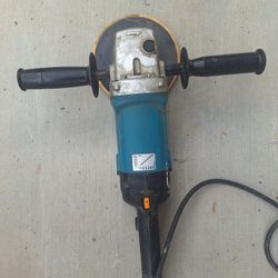 Polisher. 7 Inch. Corded