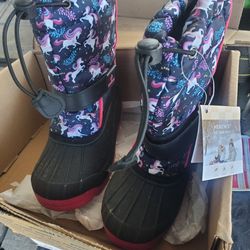 Size 13/13.5 Kids Boots