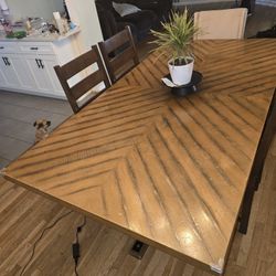 Dinning table Magnolia Home 