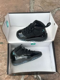 Baby shoes