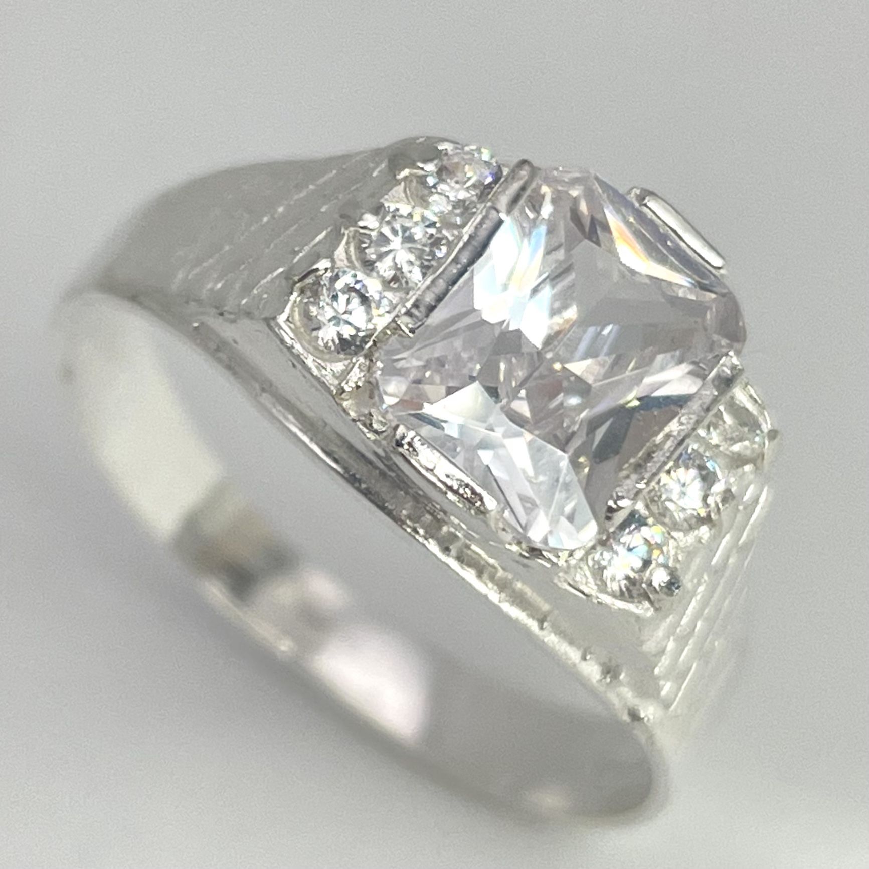 925 Sterling Silver Clear CZ Rectangular Men’s Ring – Vintage Style with Accents