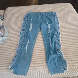 Rip Jeans Ruffled Sides Pants