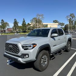 Toyota Tacoma 4X4 OFF ROAD 2020