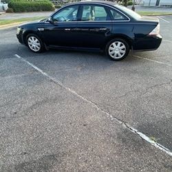 2008 Ford Taurus  GOT TO GO!!!!! ASAP!!