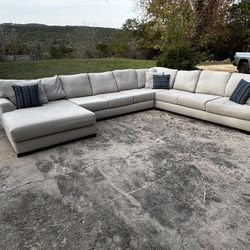 *FREE DELIVERY* Living Spaces Extra Large 4 Pc Sectional 