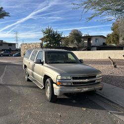 Chevy Suburban 2002 4x4