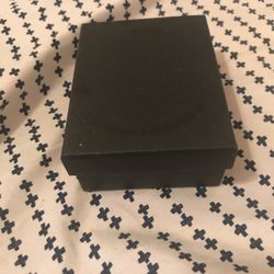 KAY JEWELERS FEMALE NECKLACE BRAND NEW NEVER USED