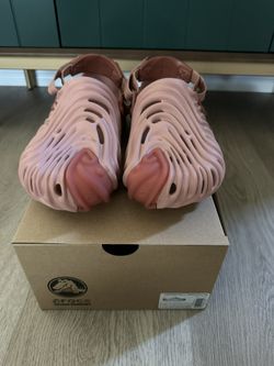SALEHE BEMBURY X CROCS POLLEX CLOG KUWATA