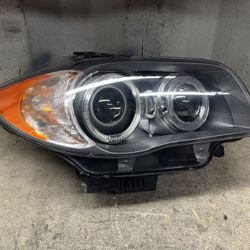 2008 2009 2010 2011 BMW 128i Right Passenger Side Headlight OEM