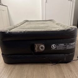 Inflatable Air Mattress