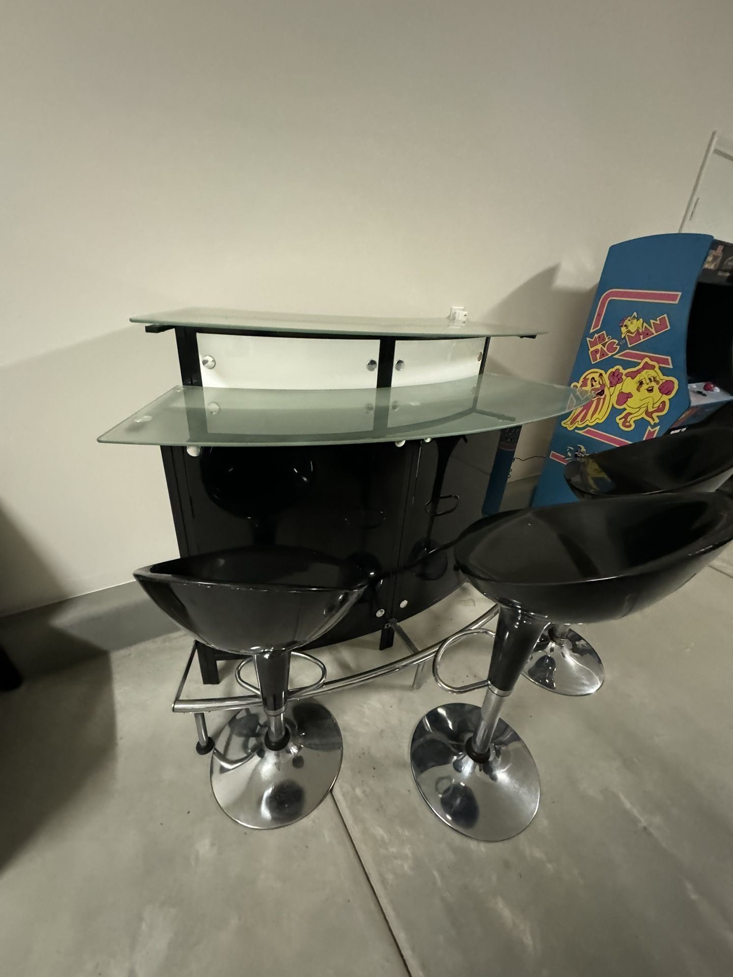 BAR AND 3 Stools $300 Obo,All Products : American Fashion Style Bags On Sale
