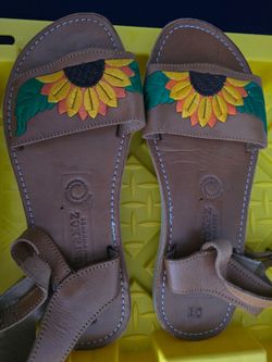 Size:10/Women Sandals