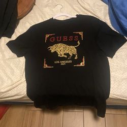 Guess t-shirt