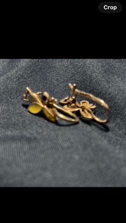 New European 925 Silver kids earrings from Russia with French lock, only tried on