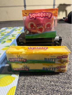 Butter and Peach Squeeezy $25