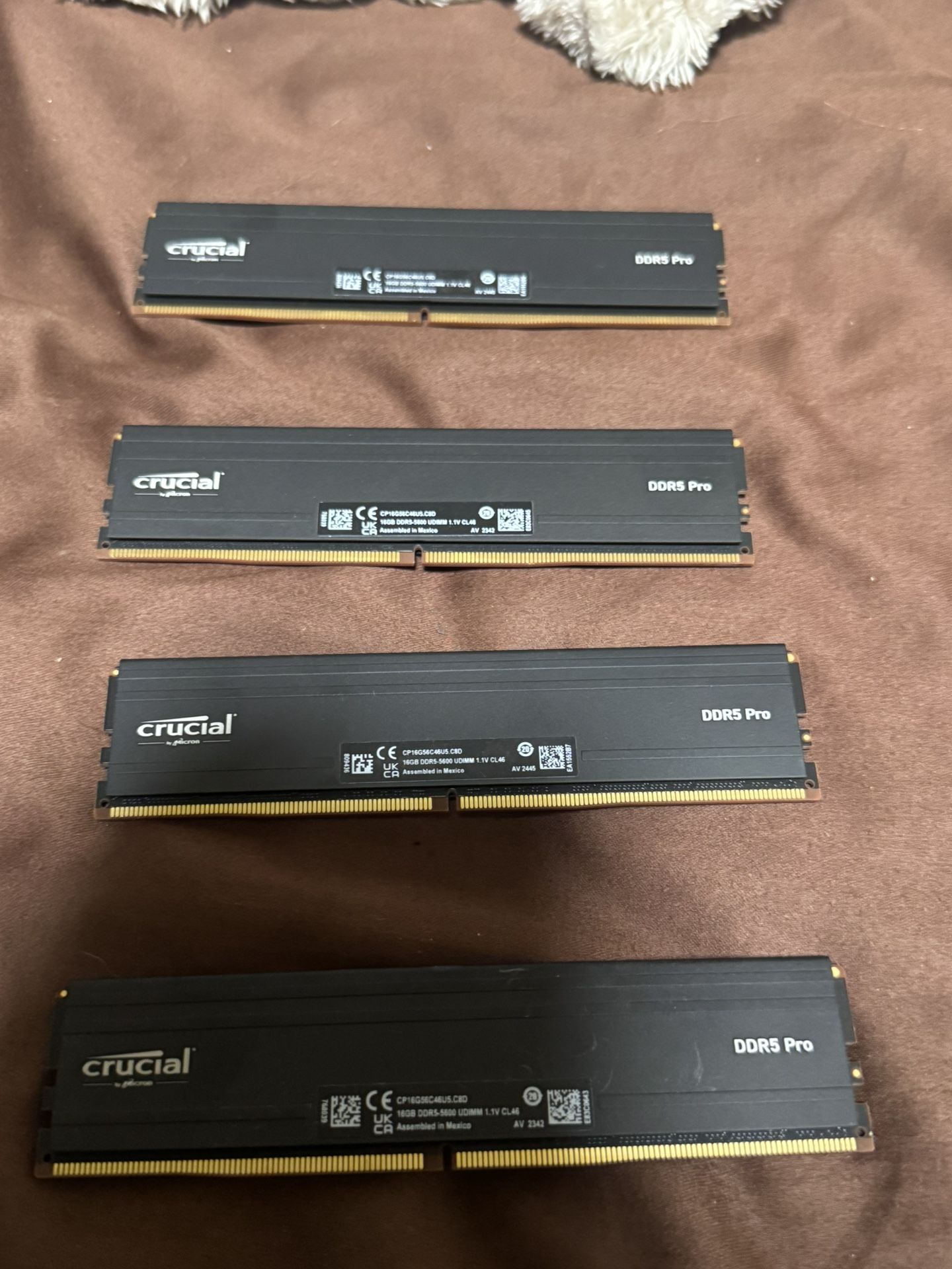Crucial Pro 5600mhz 4x16 64gb DDR5