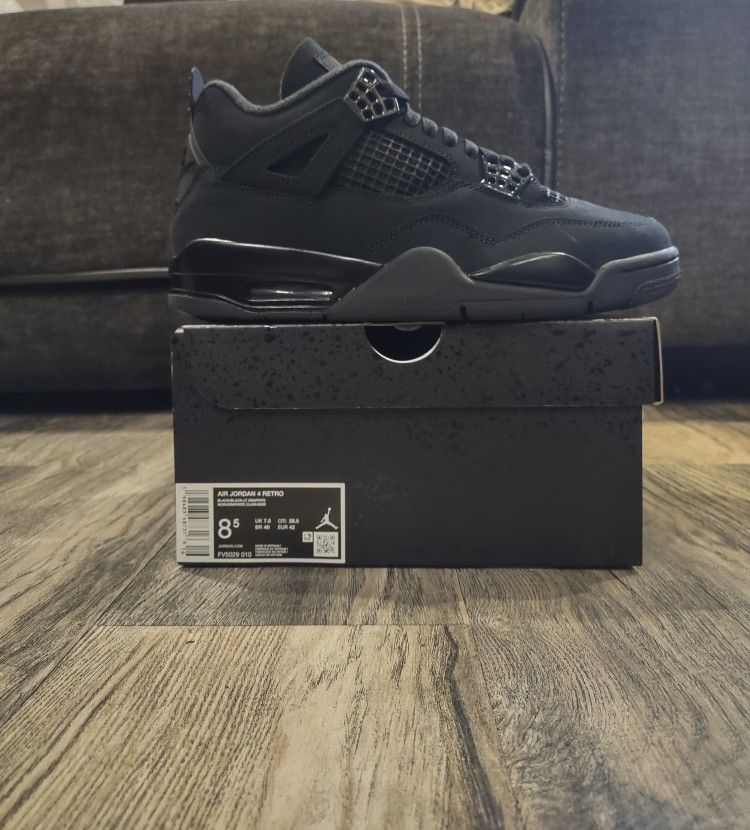 Jordan 4 Retro "Black Cat" 2025