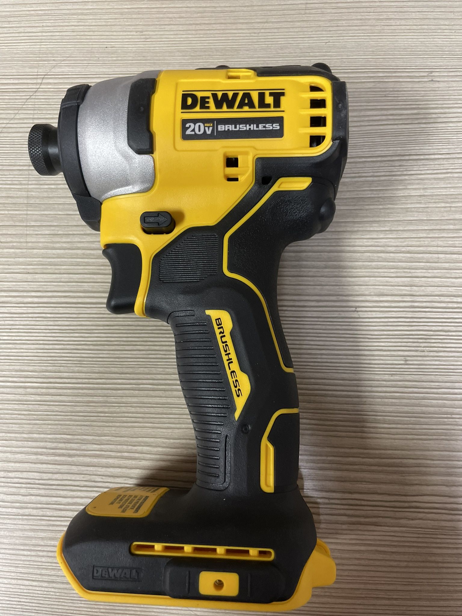 Dewalt Atomic 1/4 Impact Driver New