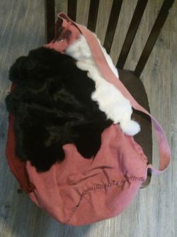 Customized canvas bag with rabbit furs
