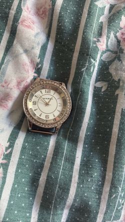 Selling woman’s or man watch