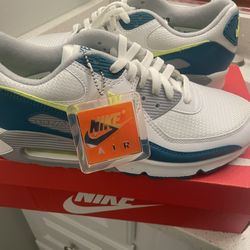 Brand new Air Max! Size 10… 