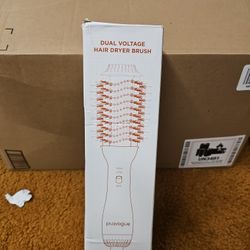 Hairdryer brush