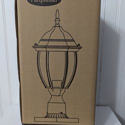 Outdoor post lantern