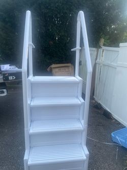 Above ground pool steps new