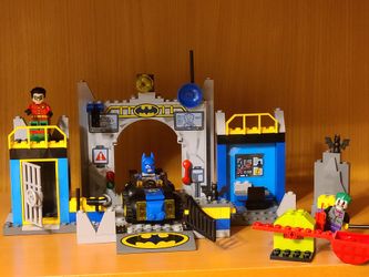 Lego Batman- Batcave