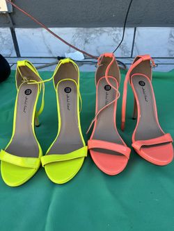 Dos Pares De Zapatos 