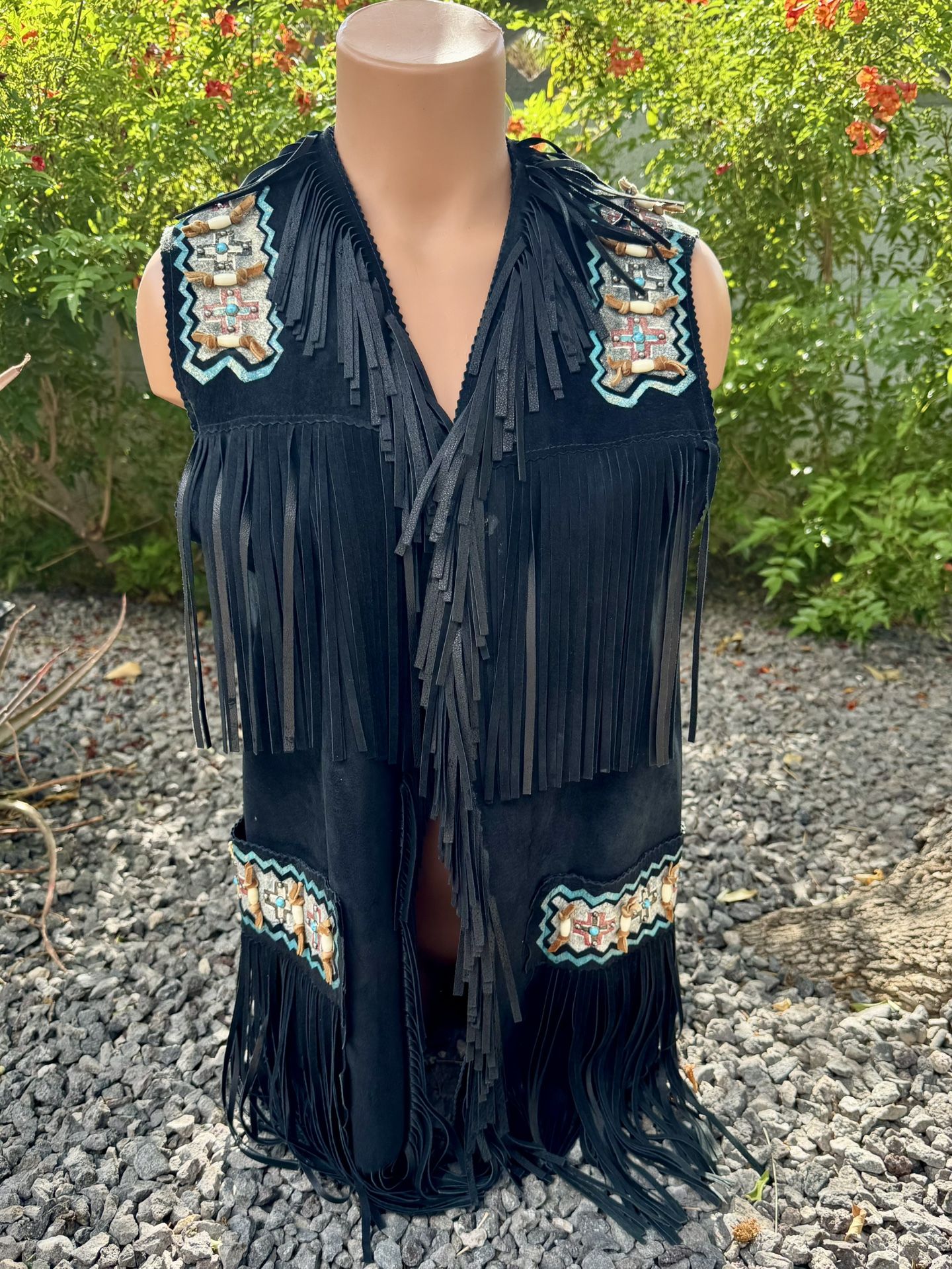 PATRICIA WOLF Hand-Painted Long Fringe Suede Vest Black Beaded Native Western S