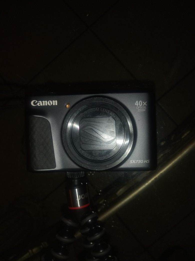 Canon sx730