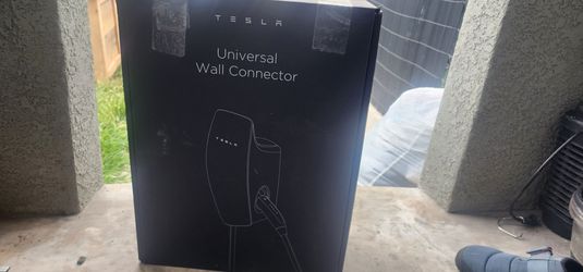Tesla universal wall charger