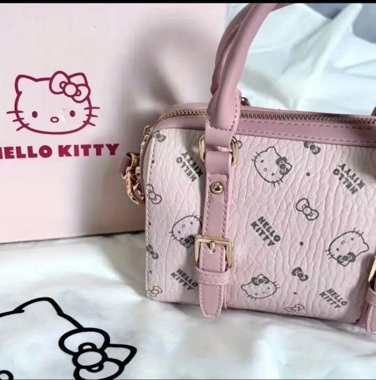 Hello Kitty Large Capacity Pink Faux Leather Satchel