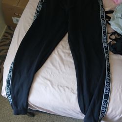 Levi Jeans Petite Size 27,30 Swim Wear XXL, L, XL  $20 -30