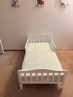 Toddler bed and mattress