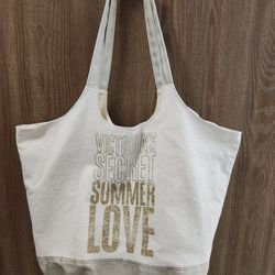 Victoria Secret Summer Love tote