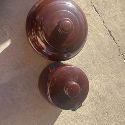 Brown Porcelain Bowls And Lids 